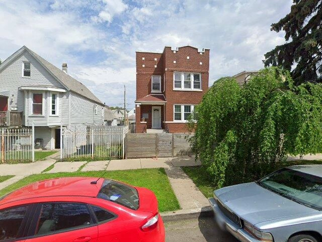 House image located at Chicago, IL 60639