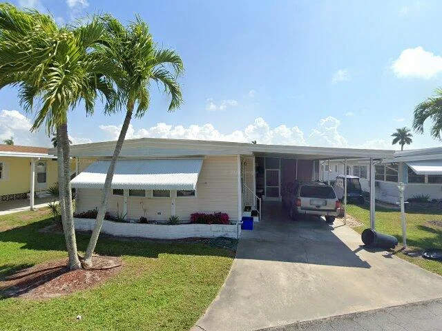 House image located at Fort Myers, FL 33908