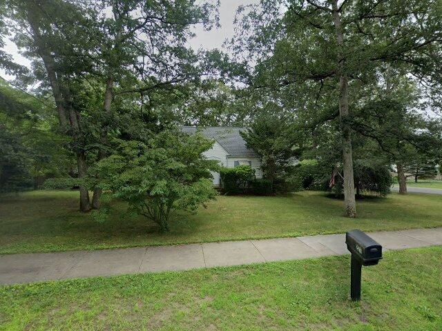 House image located at Bristol, CT 06010