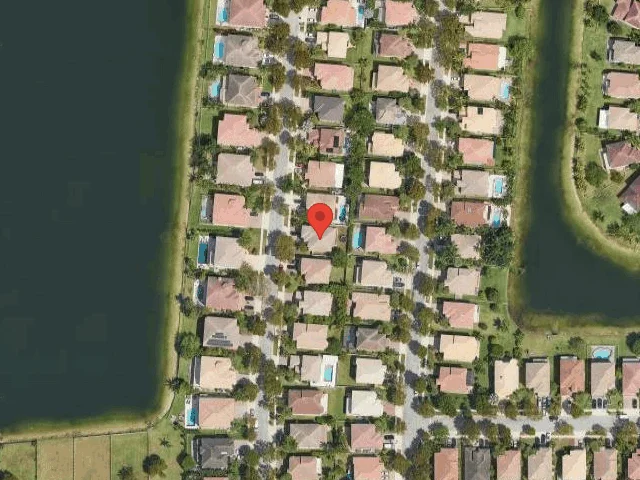 House image located at Hollywood, FL 33027