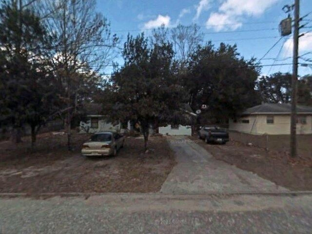 House image located at Palatka, FL 32177