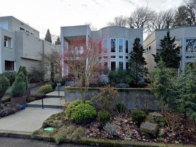 House image located at Portland, OR 97202