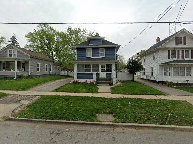 House image located at Aurora, IL 60505