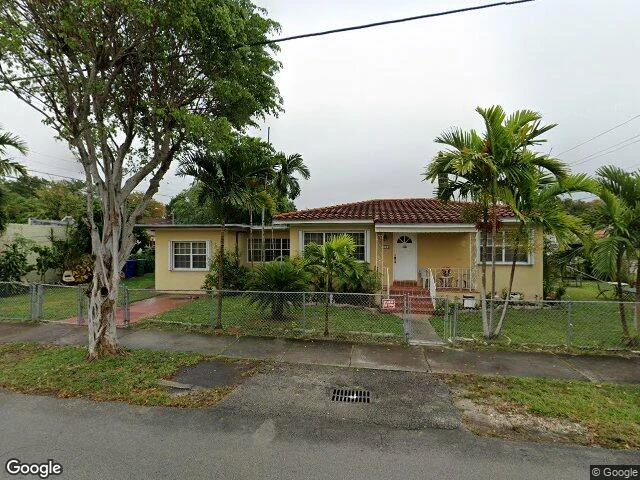 House image located at Miami, FL 33135