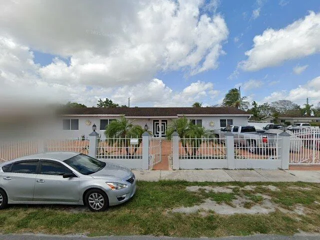 House image located at Miami, FL 33175