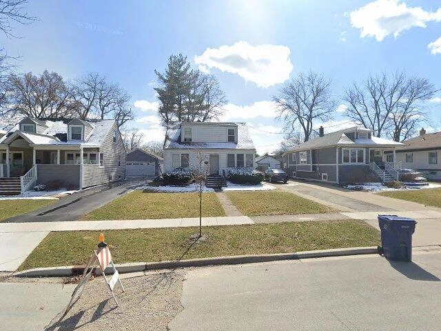 House image located at Chicago, IL 60610