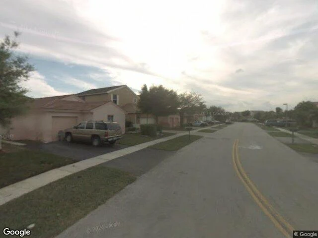 House image located at Hollywood, FL 33029