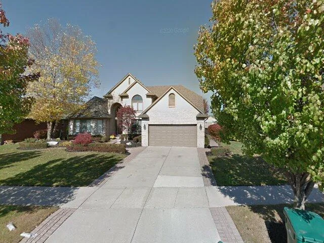 House image located at Macomb, MI 48044