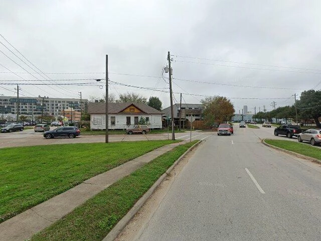 House image located at Tavares, FL 32778