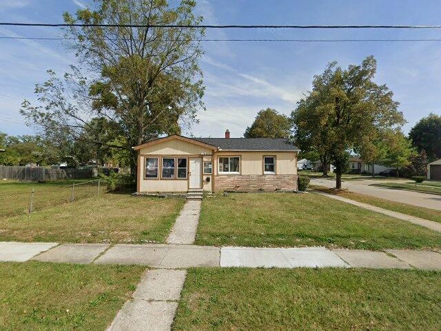 House image located at Mount Clemens, MI 48043