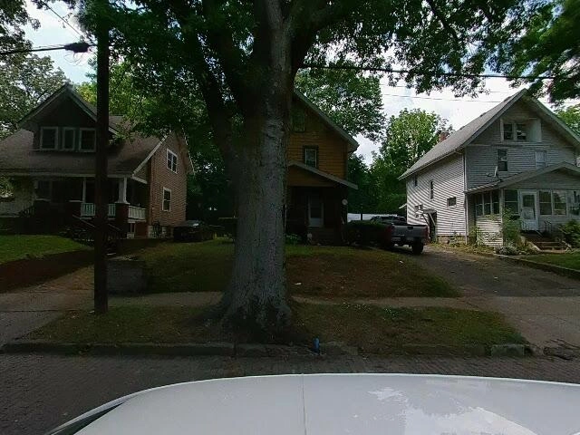 House image located at Akron, OH 44307