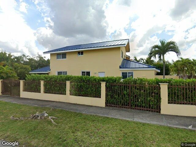 House image located at Miami, FL 33165