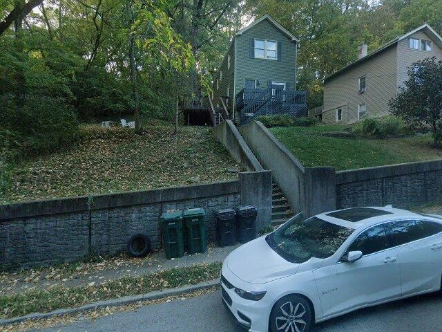 House image located at Cincinnati, OH 45204