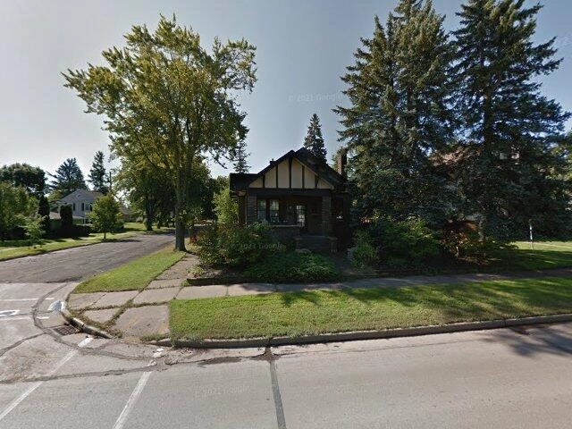 House image located at Superior, WI 54880