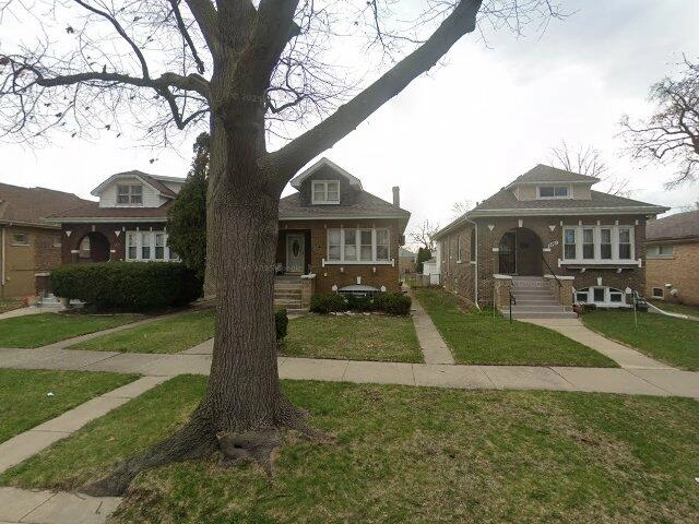 House image located at Bellwood, IL 60104