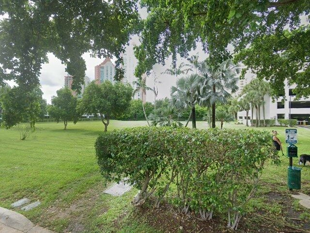 House image located at Miami, FL 33180