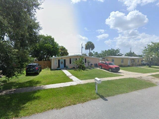 House image located at North Port, FL 34287