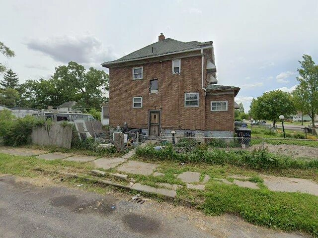 House image located at Detroit, MI 48204