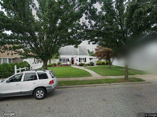 House image located at Levittown, NY 11756