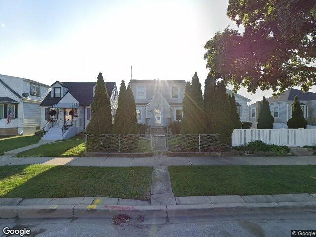 House image located at Chicago, IL 60634