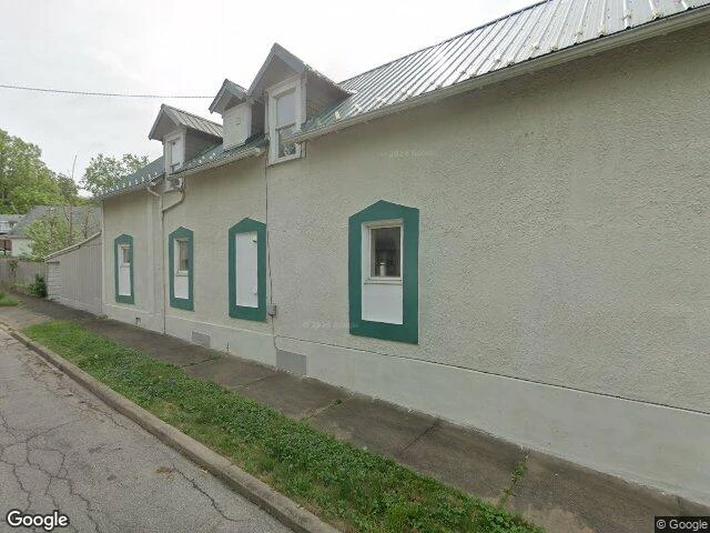 House image located at Akron, OH 44305