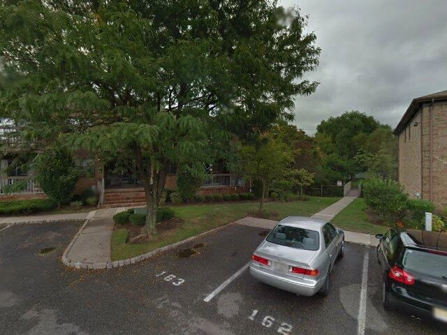 House image located at Woodbridge, NJ 07095