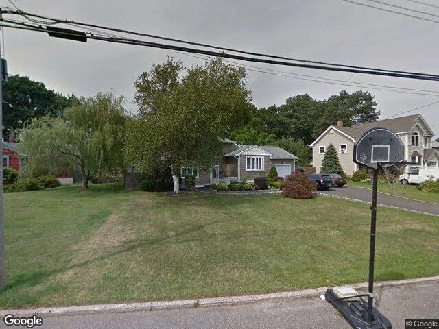 House image located at Bay Shore, NY 11706