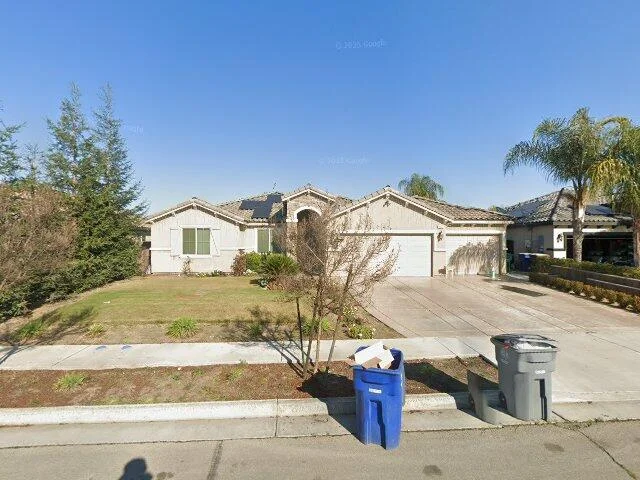 House image located at Kerman, CA 93630