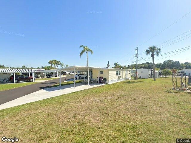 House image located at Fort Myers, FL 33905