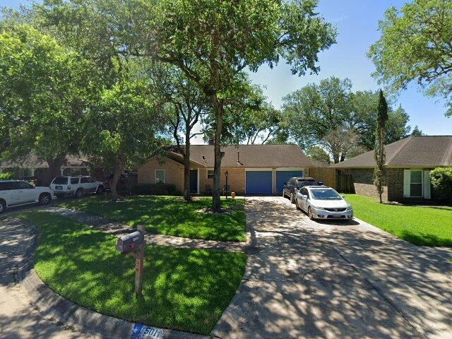House image located at Friendswood, TX 77546