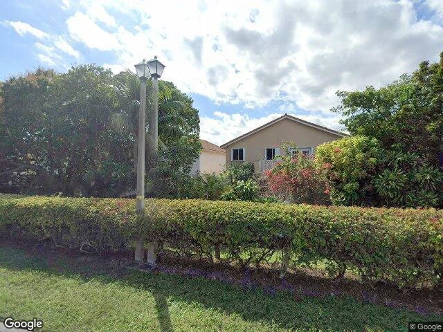 House image located at Miami, FL 33196