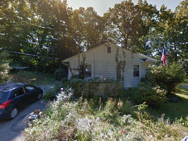 House image located at Peekskill, NY 10566