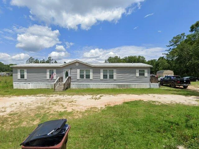 House image located at Milton, FL 32571