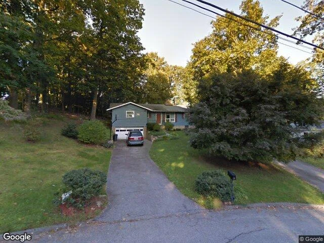House image located at Cortlandt Manor, NY 10567