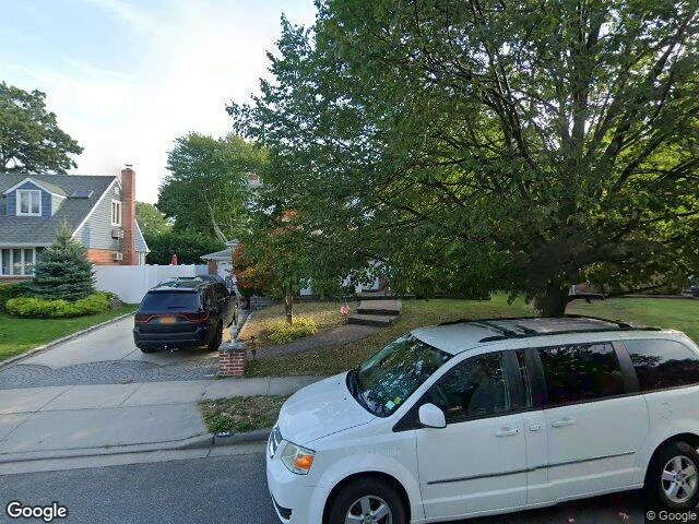 House image located at Levittown, NY 11756