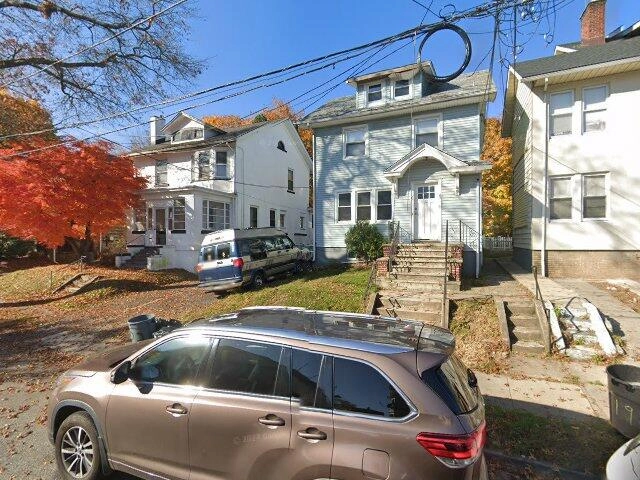 House image located at Newark, NJ 07106