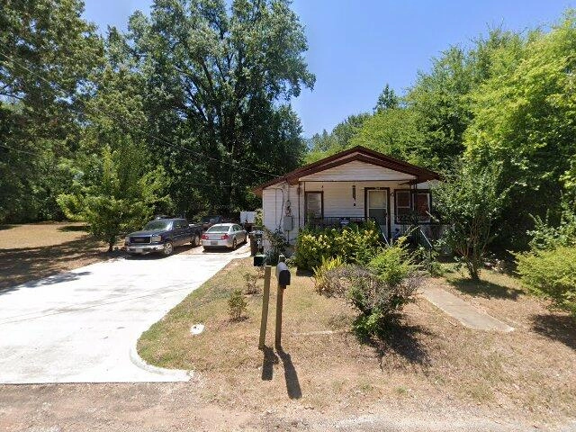 House image located at Bay City, MI 48708