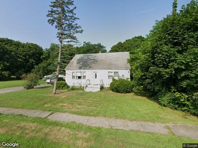 House image located at Moriches, NY 11955