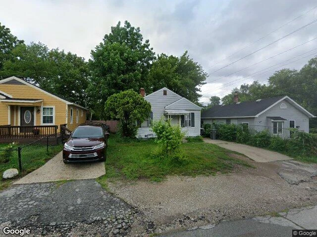 House image located at Indianapolis, IN 46222