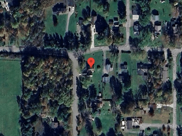 House image located at Burton, OH 44021