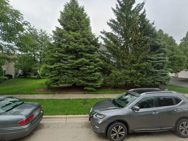 House image located at Aurora, IL 60502