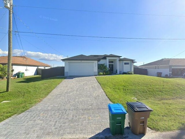 House image located at Cape Coral, FL 33993
