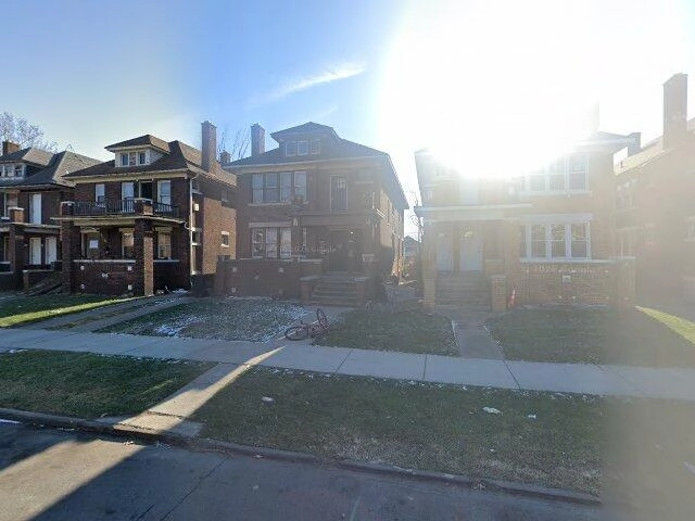 House image located at Detroit, MI 48204