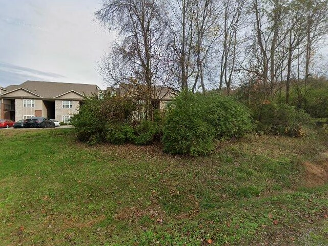 House image located at Louisville, KY 40214