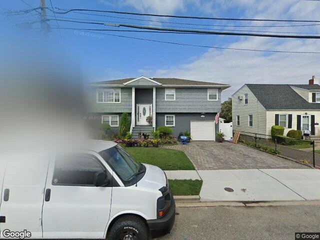 House image located at Franklin Square, NY 11010