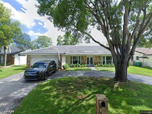 House image located at Hollywood, FL 33026