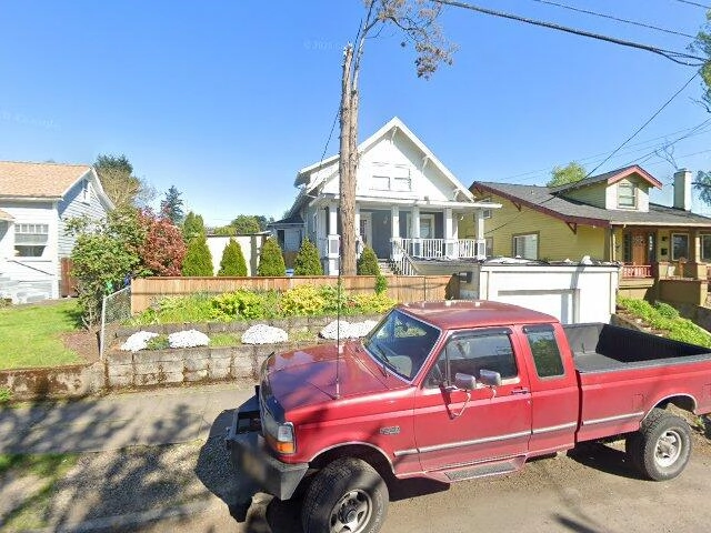 House image located at Portland, OR 97202