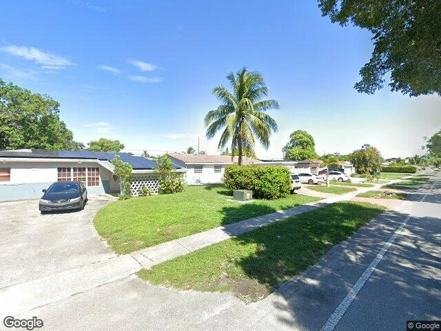 House image located at Hollywood, FL 33023