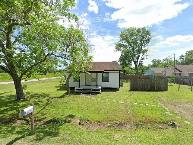 House image located at Brazoria, TX 77422