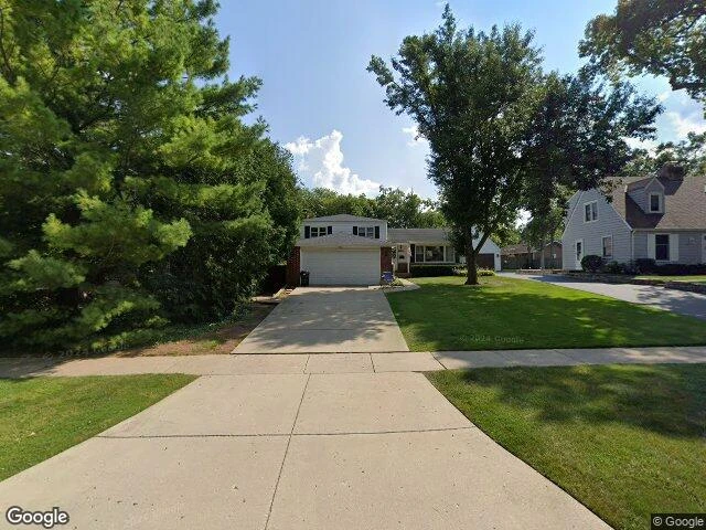 House image located at Lake Forest, IL 60045